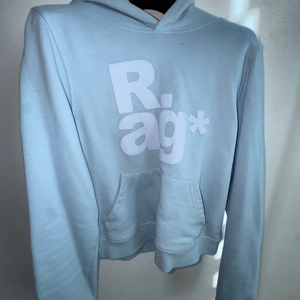 ThecoldestMonmet hoody