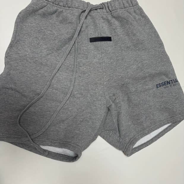 에센셜 스웻 쇼츠 s사이즈