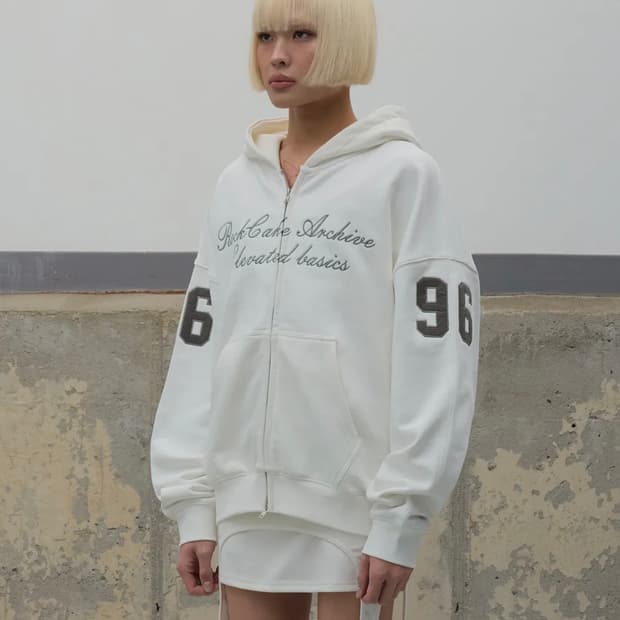 새) 락케이크 96 스크립트 후드집업 화이트