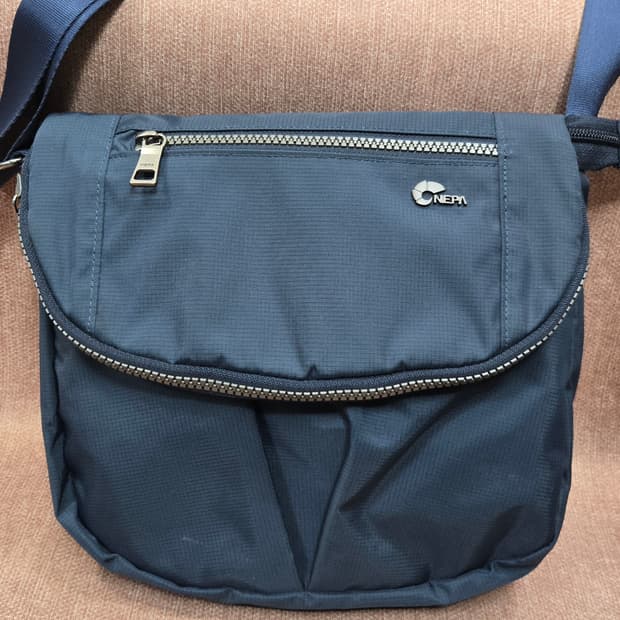 네파 -네이비 남 녀공용 크로스백