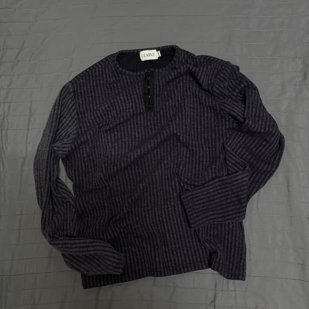 르아브 코브 후크 헨리넥 티셔츠 바이올렛