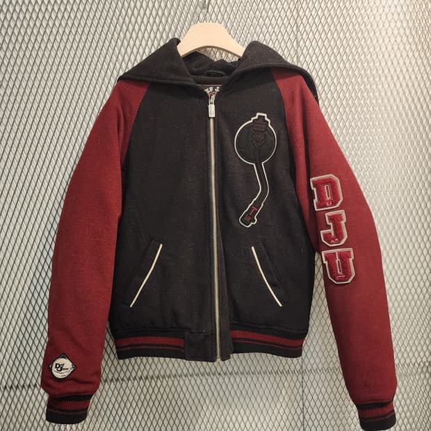 DEF JAM UNIVERSITY 다운 점퍼