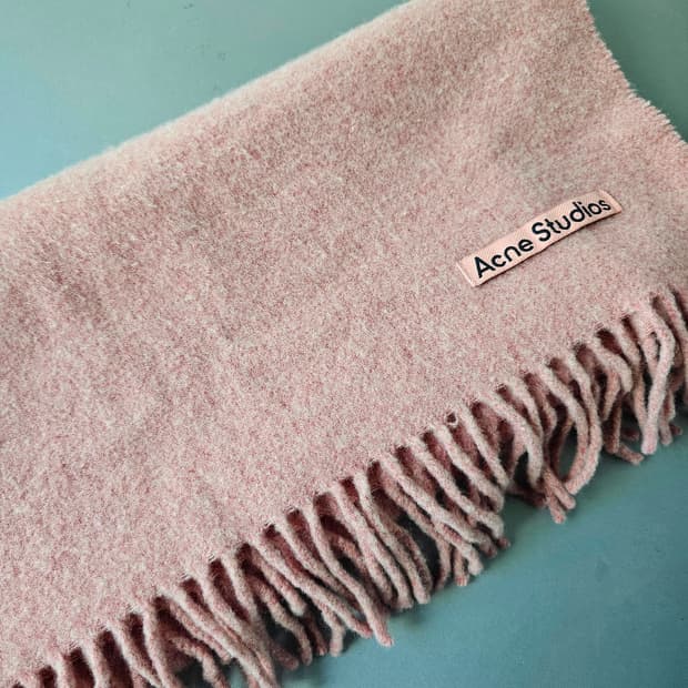 아크네 스튜디오 캐나다 내로우 스카프 로즈 멜란지