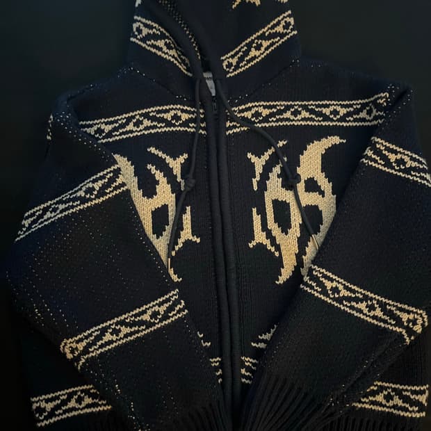 노메뉴얼 코위찬 후드 집업