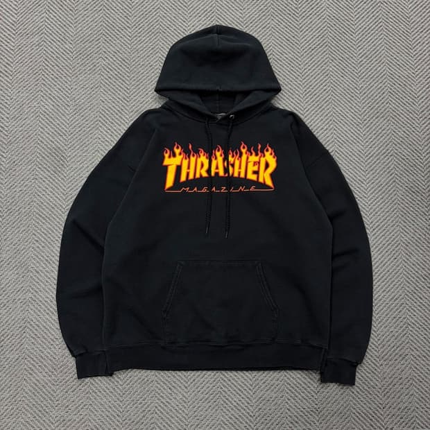 트레셔 빅로고 후드티 v2858