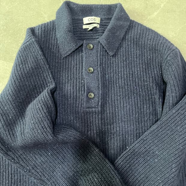 코스 하프집업 니트