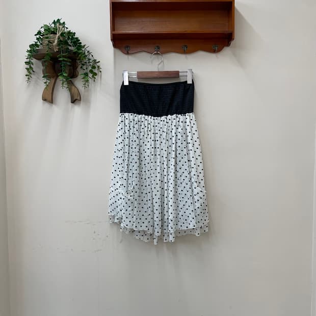 세실맥비 하트 미디 쉬폰 스커트