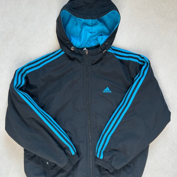 아디다스 누빔 점퍼