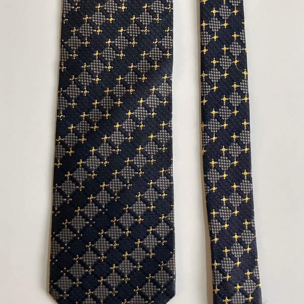 알프레도베르사체 넥타이