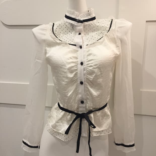 JPN Vintage 공겜여주 로걀 도트 프릴 블라우스