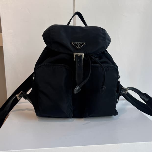 프라다 나일론 빈티지 백팩 스몰