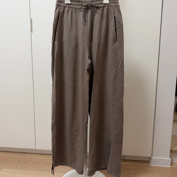 Lululemon 아시아핏 라운지 팬츠 카키