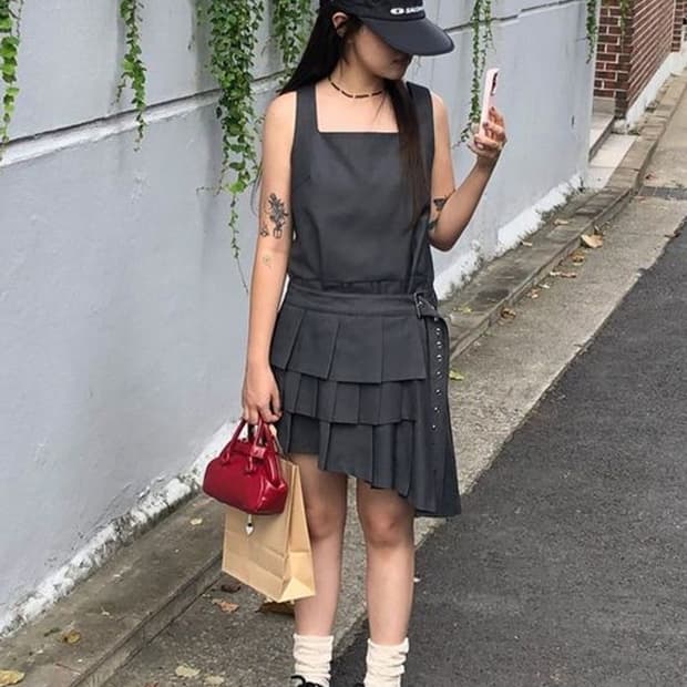 새상품판매) 첨 cheom 원피스 Diagonal Pleats Dress