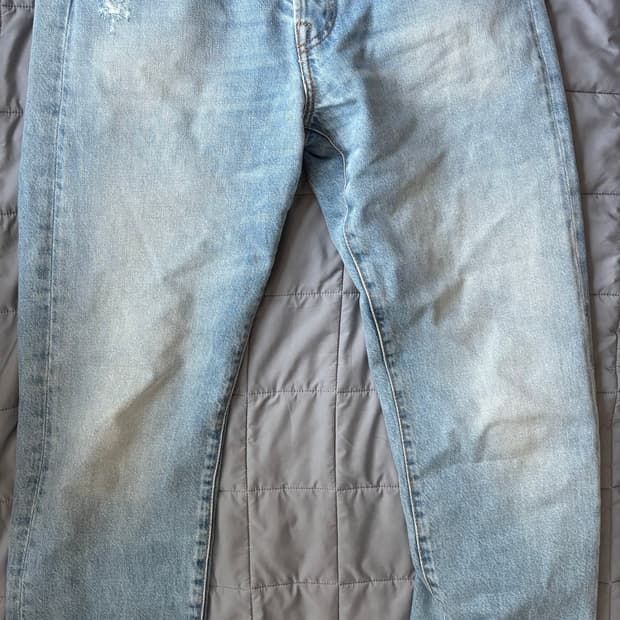 아크네 1996 레귤러 핏 데님 라이트 블루 31/32