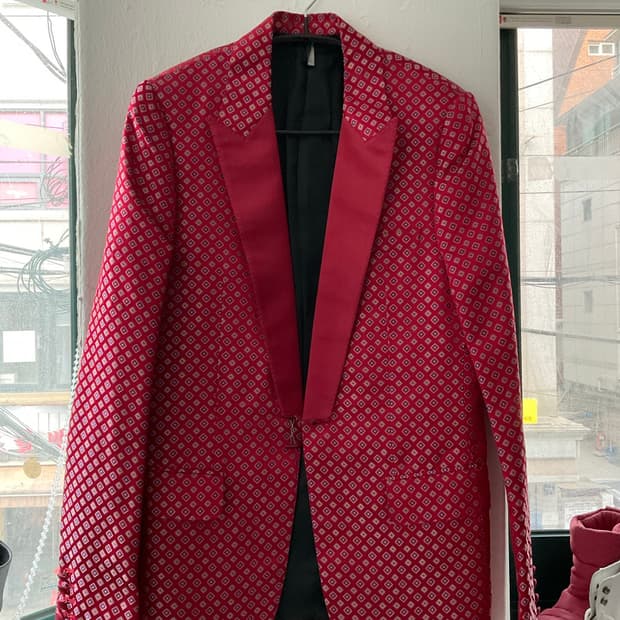 06 hedi slimane red suit jacket