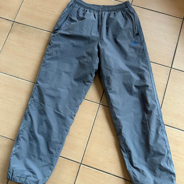 아디다스 패디드 트랙팬츠