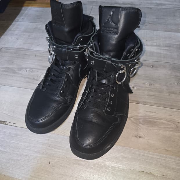 꼼데가르송 옴므플러스 조던 블랙 285사이즈