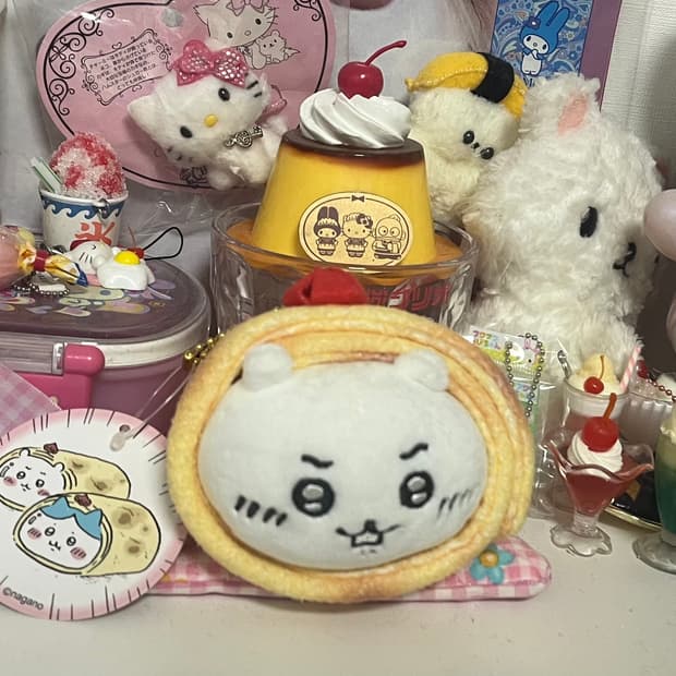 치이카와 또띠아 스위츠 롤케이크 디저트 먼작귀 인형 스트랩 키링 한정판