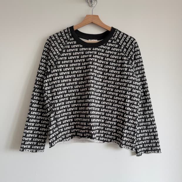 리바이스(Levi's) 모노그램 롱슬리브
