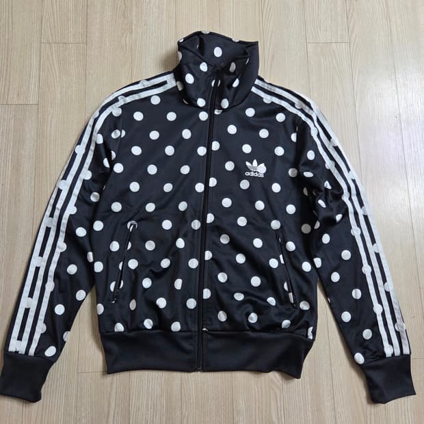 아디다스  나우아임영 도트져지