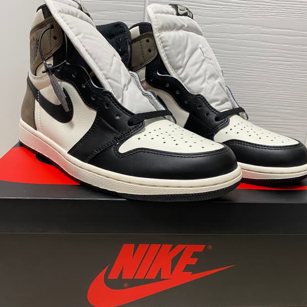 조던1 다크모카 280 새제품 판매합니다.