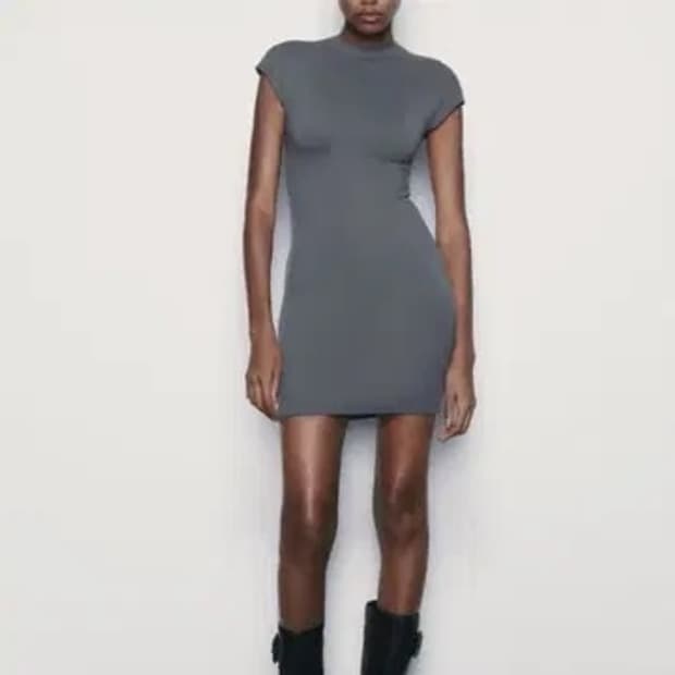 자라 스트레치 니트 원피스 있지 유나 원피스