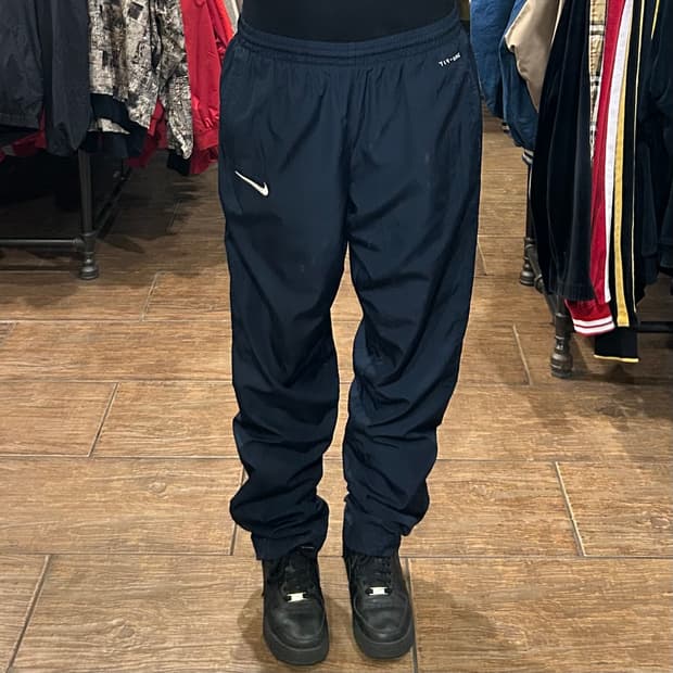 [HI] 나이키 나일론 트레이닝 팬츠 네이비