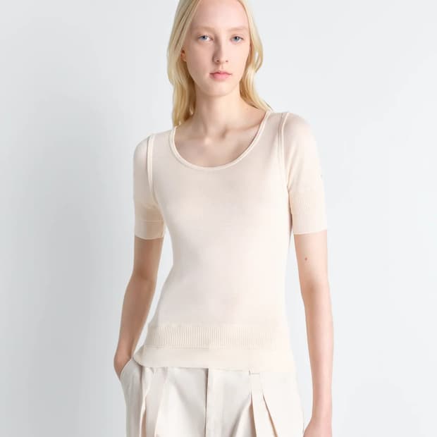 [S,M,L]르메르 26ss 심리스 트롱프뢰유 탑/자스민