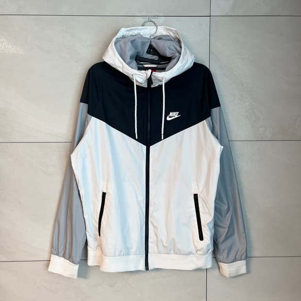 나이키 윈드러너 바람막이 [M]