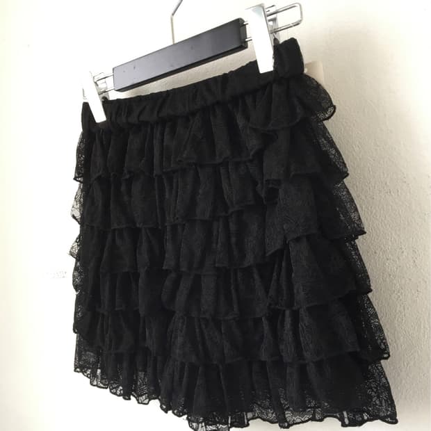 Lace layer short