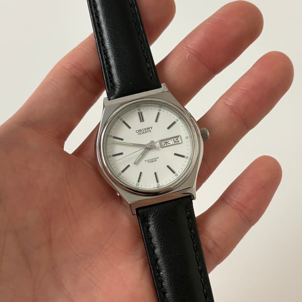 1990s Swimmer White Dial Silver Quartz