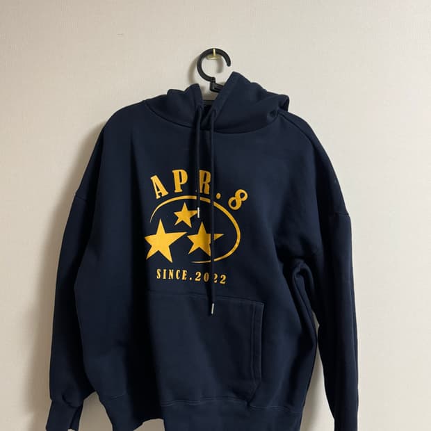 에이프릴에잇 후드티