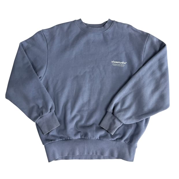 비바스튜디오 맨투맨