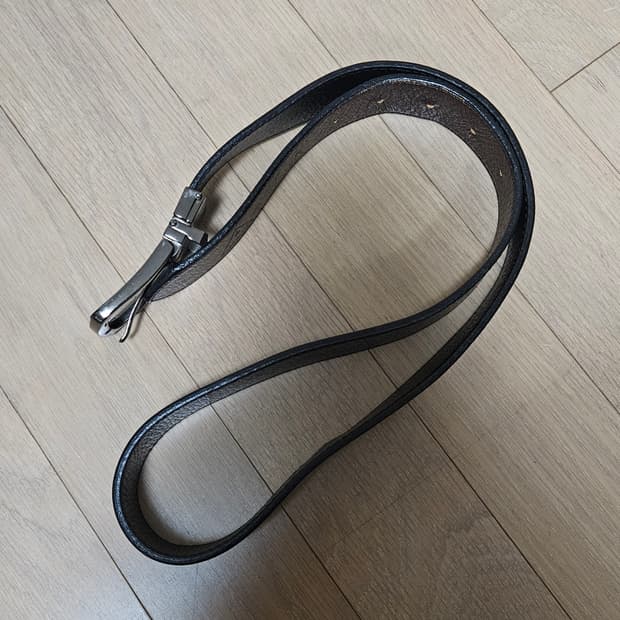 게스 리버시블 가죽 벨트 새상품