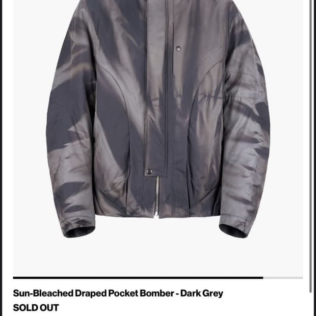 [L] 지용킴 드레이프 봄버