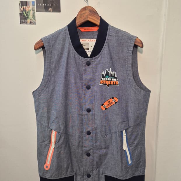 뉴발란스 브랜드의 남성용 조끼100(L) 사이즈
