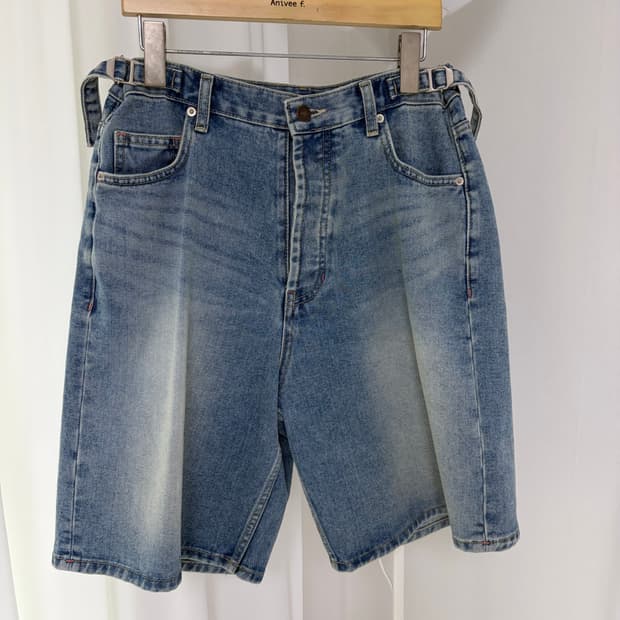 에즈이프캘리 KNEE LENGTH WIDE DENIM PANTS