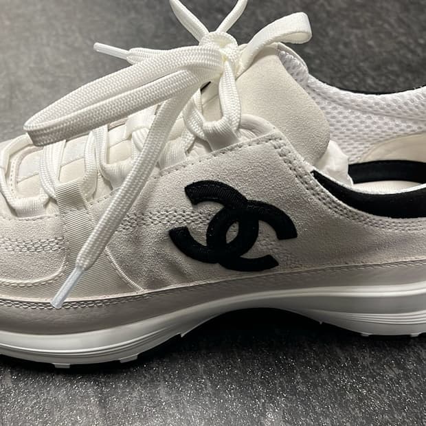 샤넬 남성 스니커즈 
