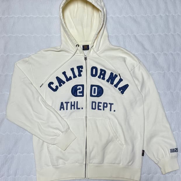 후아유 크림 후드집업