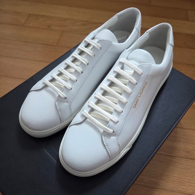 생로랑 앤디 스니커즈 화이트 43사이즈 (새상품)