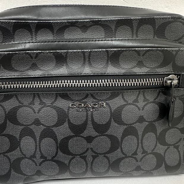 COACH 코치 남여공용 시그니처 크로스백