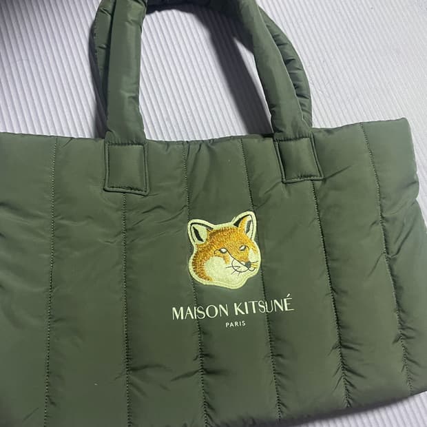 메종키츠네x라네즈 패딩백 팔아용
