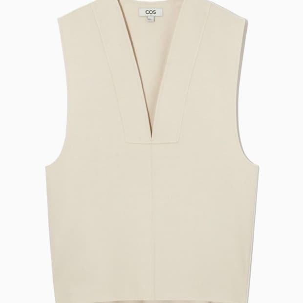 코스 COS 울 베스트 핸드메이드조끼