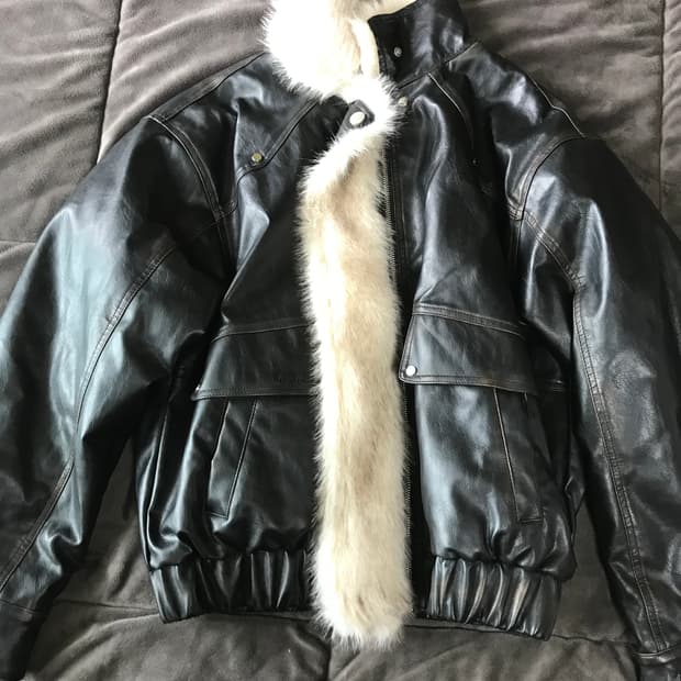 러프넥 레더 무스탕 자켓