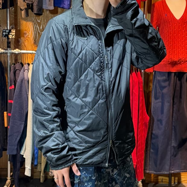 M 나이키 스우시 퀼팅 플리스 블랙 자켓