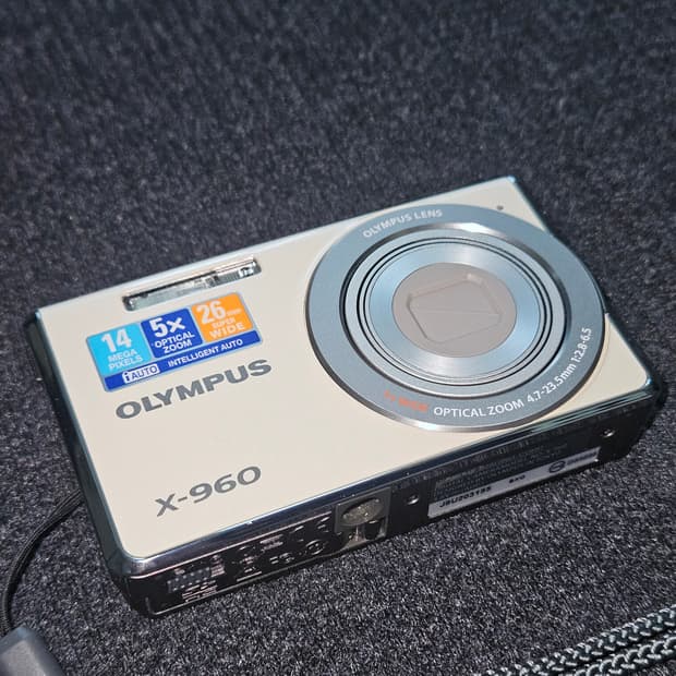 올림푸스 FE-5030 빈티지 디카 판매합니다