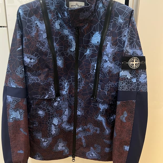 스톤아일랜드 화이트와펜 리액티브자켓 L (새상품,한정판)