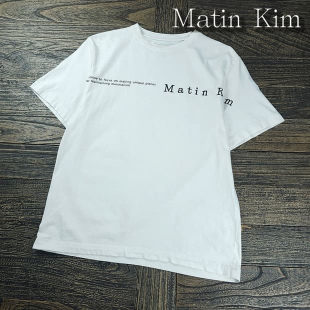 [MATIN KIM] 마뗑킴 로고 레터링 프린팅 반팔티 M22068