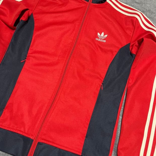 아디다스 유로파 저지