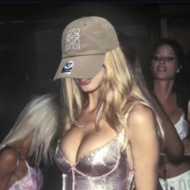 nptsss 로에베 볼캡